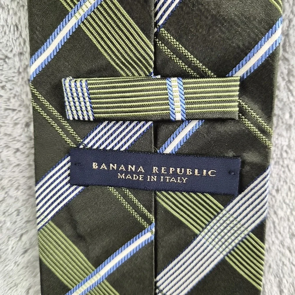 Banana Republic Neck Tie Mens Olive Green Plaid 100% Silk Formal Made In Italy
